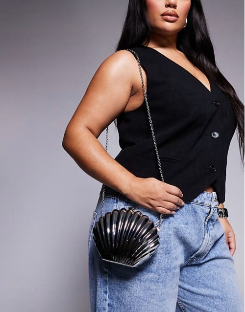 shell metal clutch bag in silver with crossbody strap