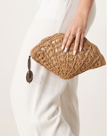 crochet shell clutch with resin charm