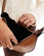 interchangeable shoulder and clutch scoop cookie bag in tan