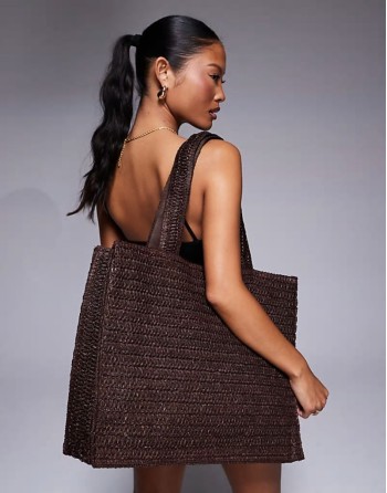 shoulder straw beach tote bag in chocolate brown