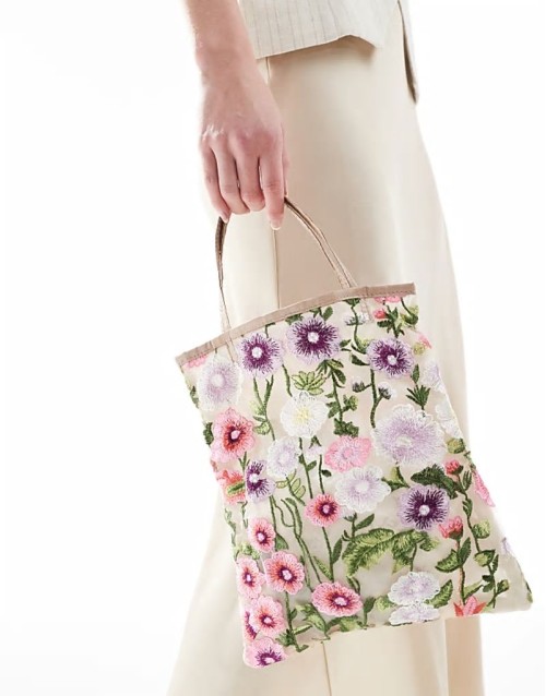 embroidered tote bag in multi