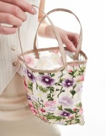 embroidered tote bag in multi